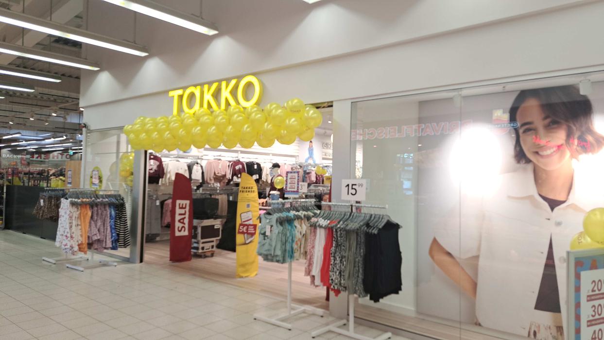 Takko Fashion, Weintraubenstraße in Radebeul