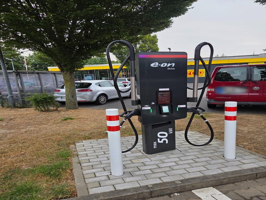 E.ON Drive Public Ladestation, Friedhofstraße in Mönchengladbach