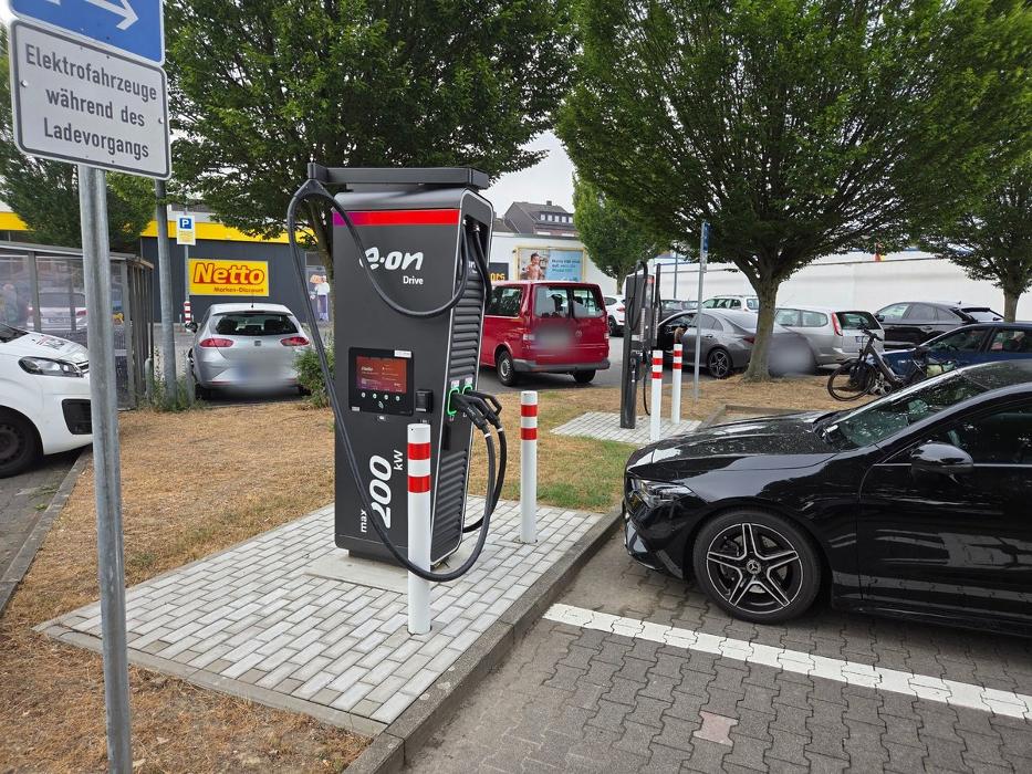 E.ON Drive Public Ladestation, Friedhofstraße in Mönchengladbach