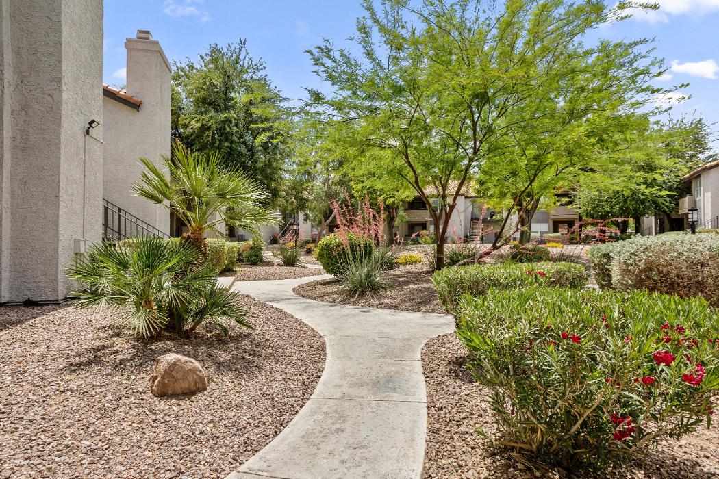 Solis at Flamingo Apartments