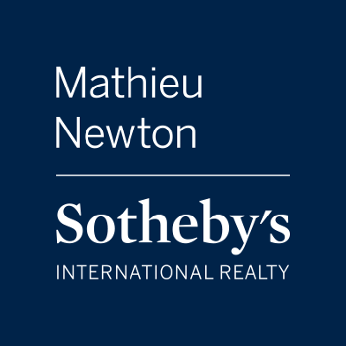 Pam Smeagle, Realtor, Mathieu Newton Sotheby's International Realty