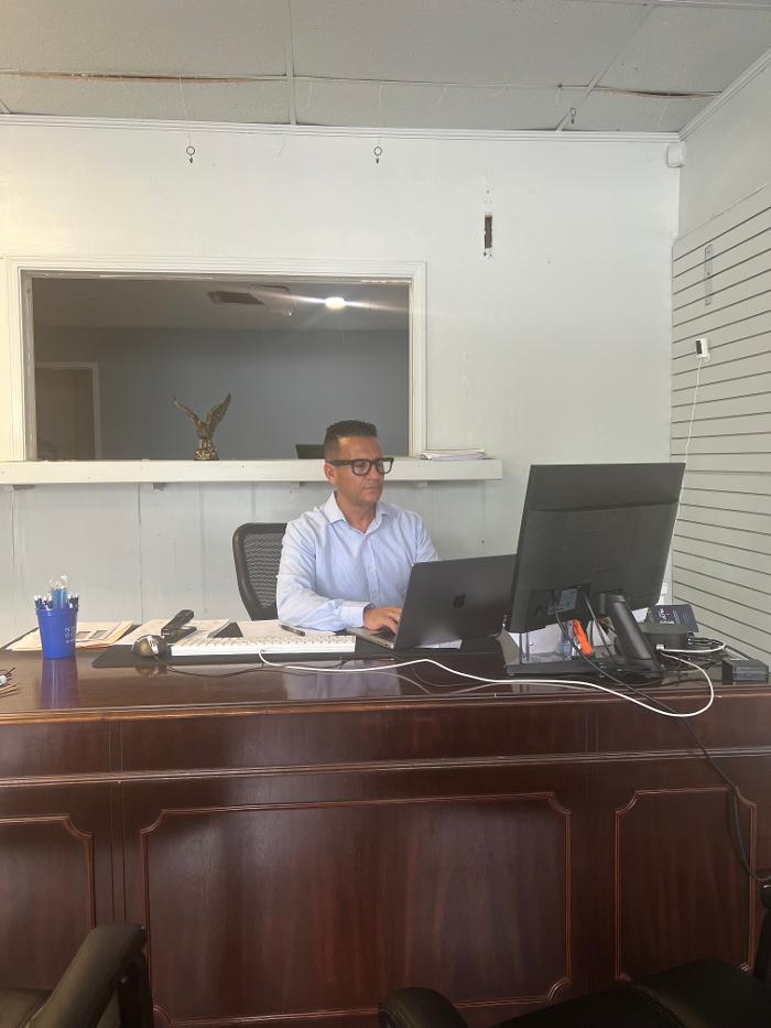 LAZ HERNANDEZ INSURANCE AGENCY LLC