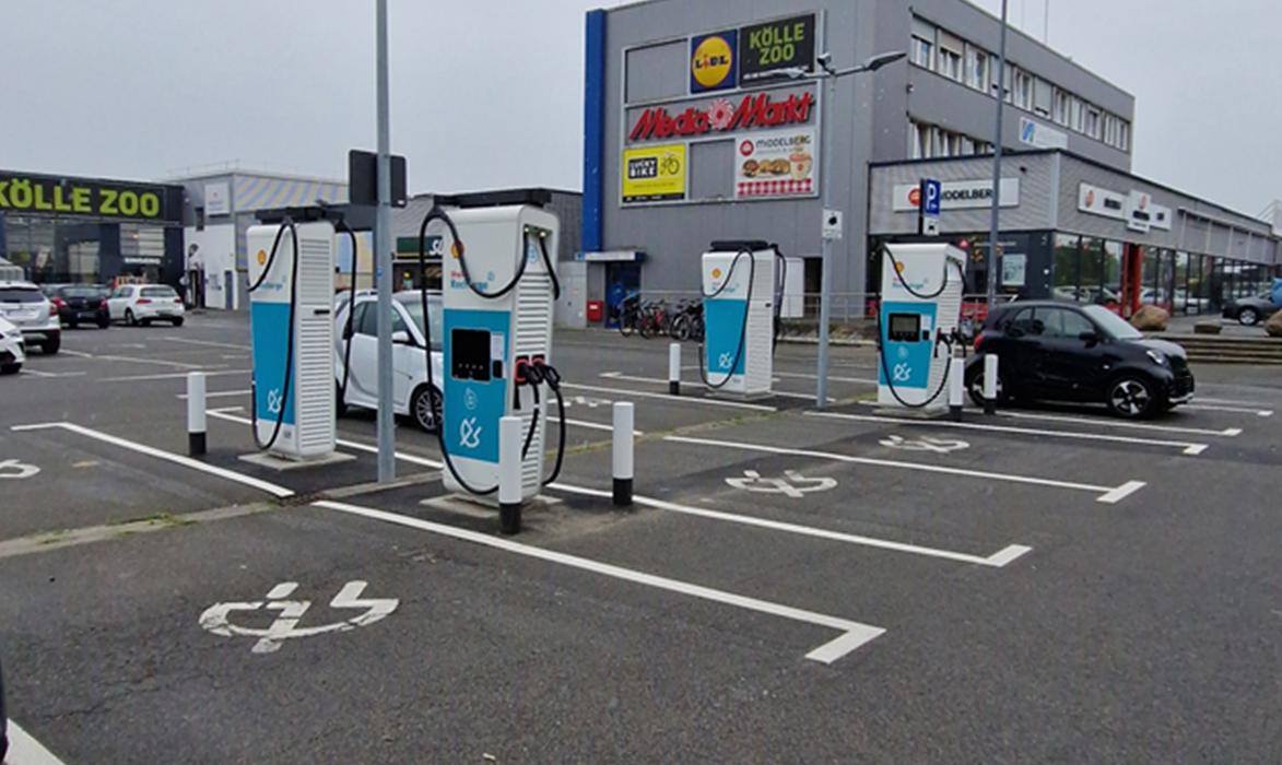 Shell Recharge Charging Station, Robert-Bosch-Straße in Münster
