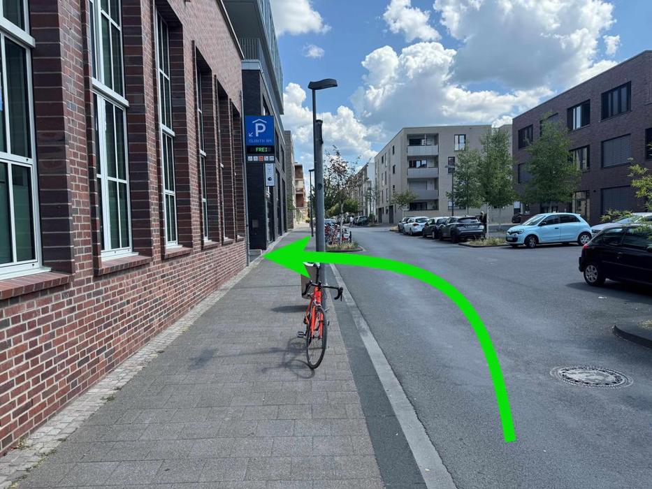 ampido Parkplatz, Seekabelstraße in Köln