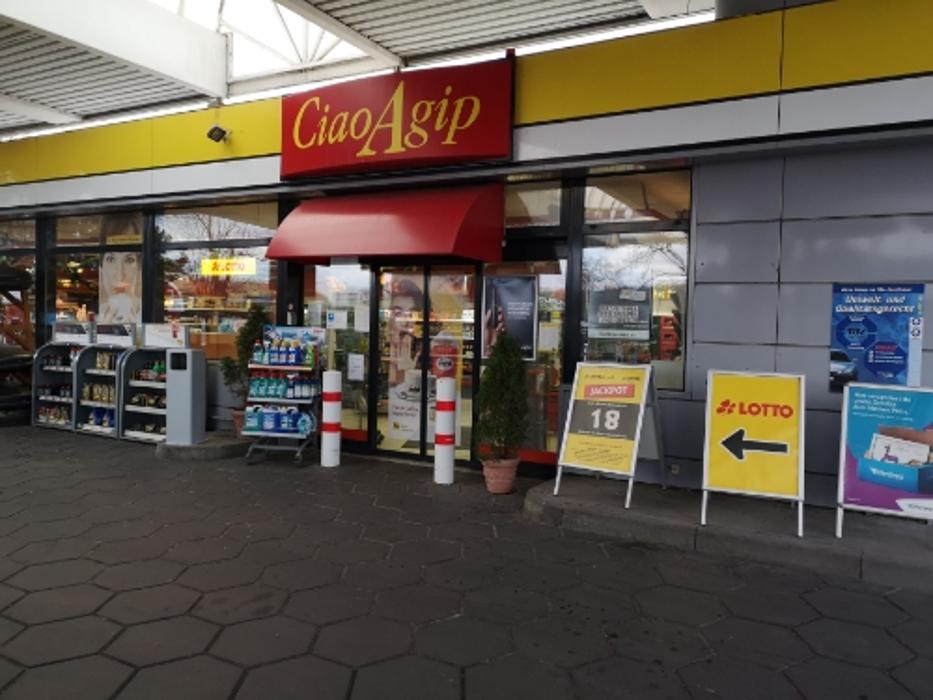 AGIP Service Station, Mahlower Straße in Teltow