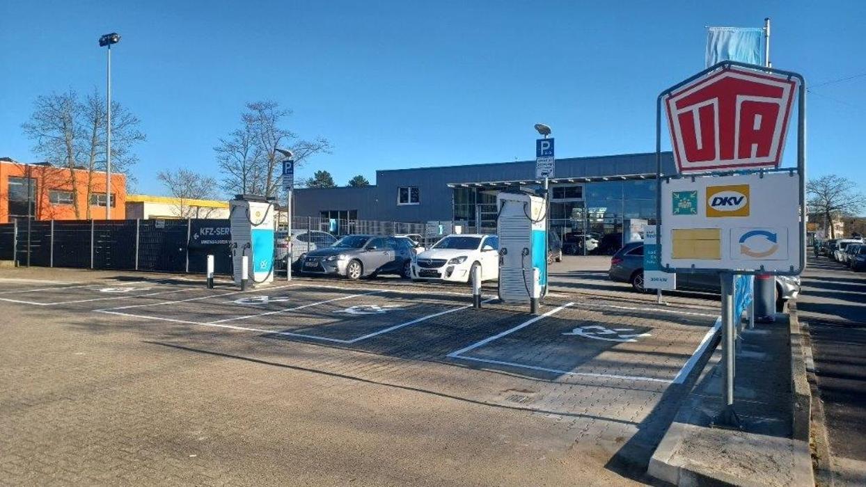 Shell Recharge Charging Station, Schneiderstraße in Langenfeld (Rheinland)