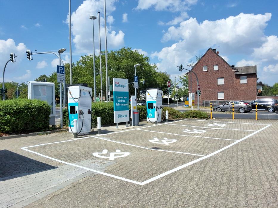 Shell Recharge Charging Station, Jülicher Straße in Hückelhoven