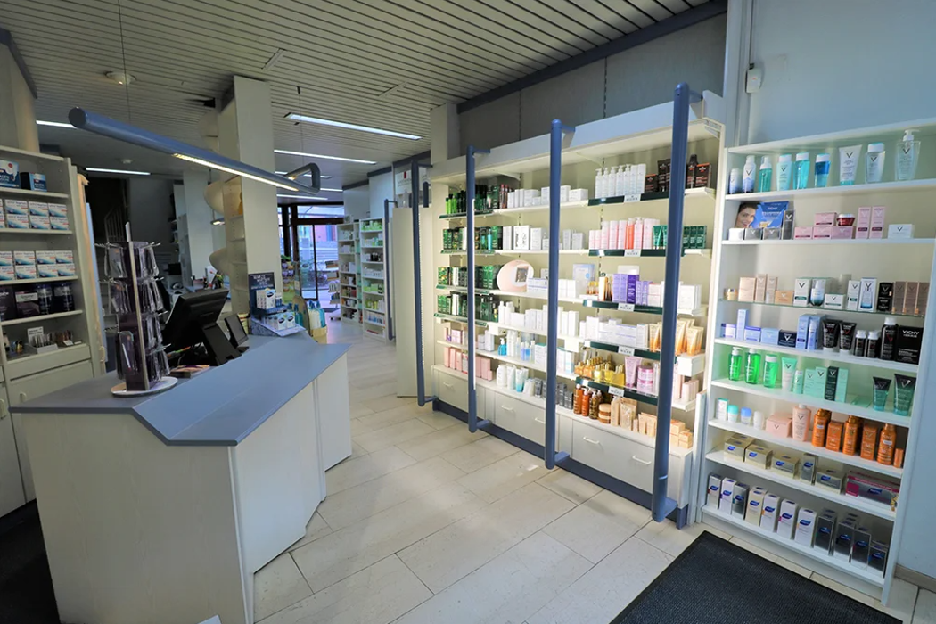Thermen-Apotheke, Am Bahnhof in Bad Soden am Taunus