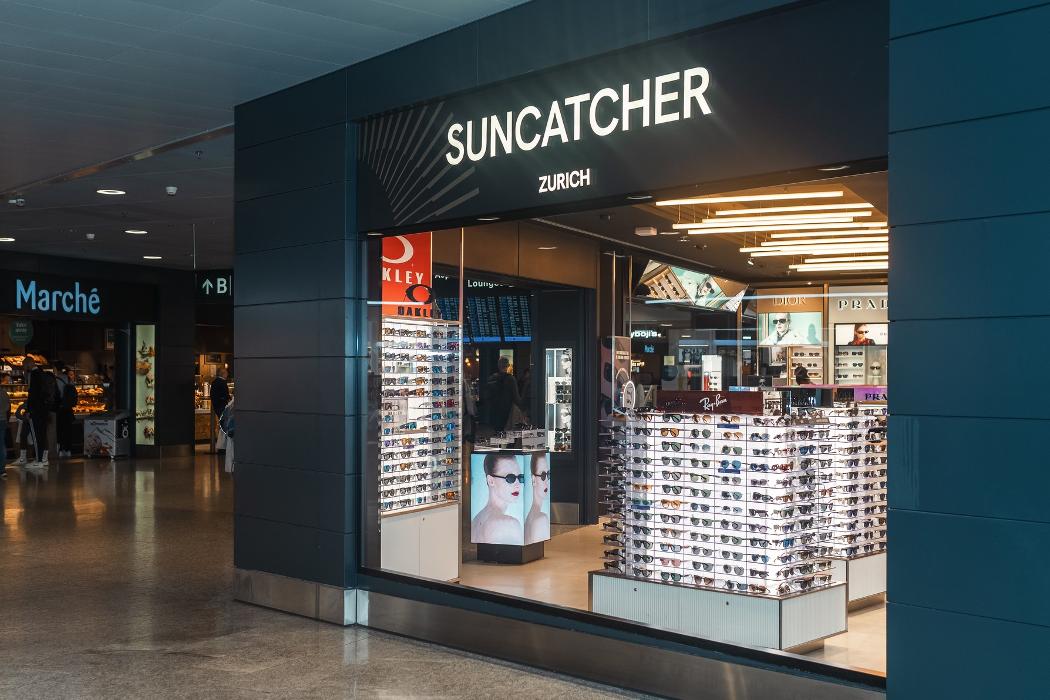 SunCatcher, Flughafenstrasse in Zürich