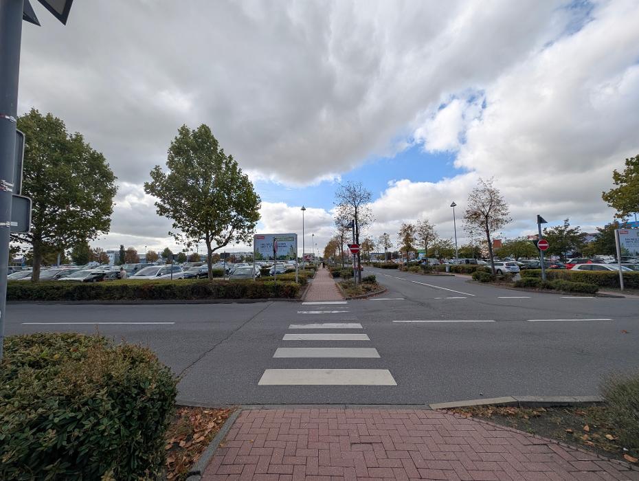Möbel Höffner Berlin-Schönefeld, Am Rondell in Schönefeld