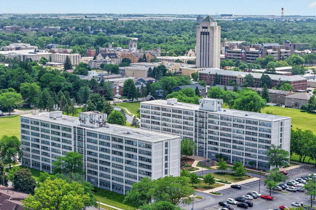 University Plaza Apartments