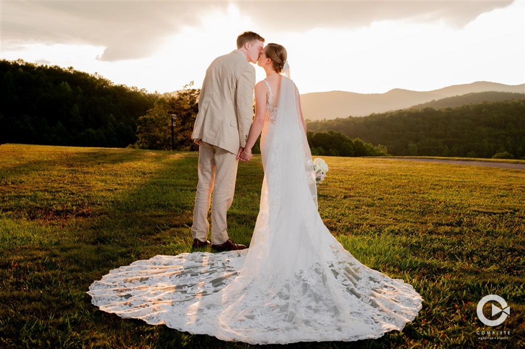 Complete Weddings + Events - Hixson, TN