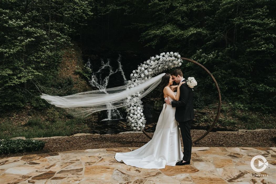 Complete Weddings + Events - Hixson, TN