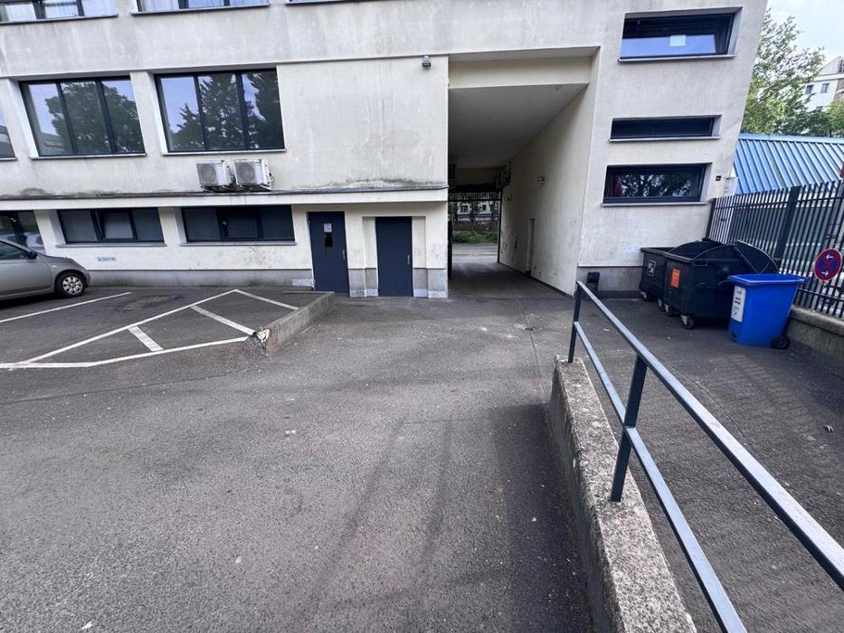 ampido Parkplatz, Kleiststraße in Berlin