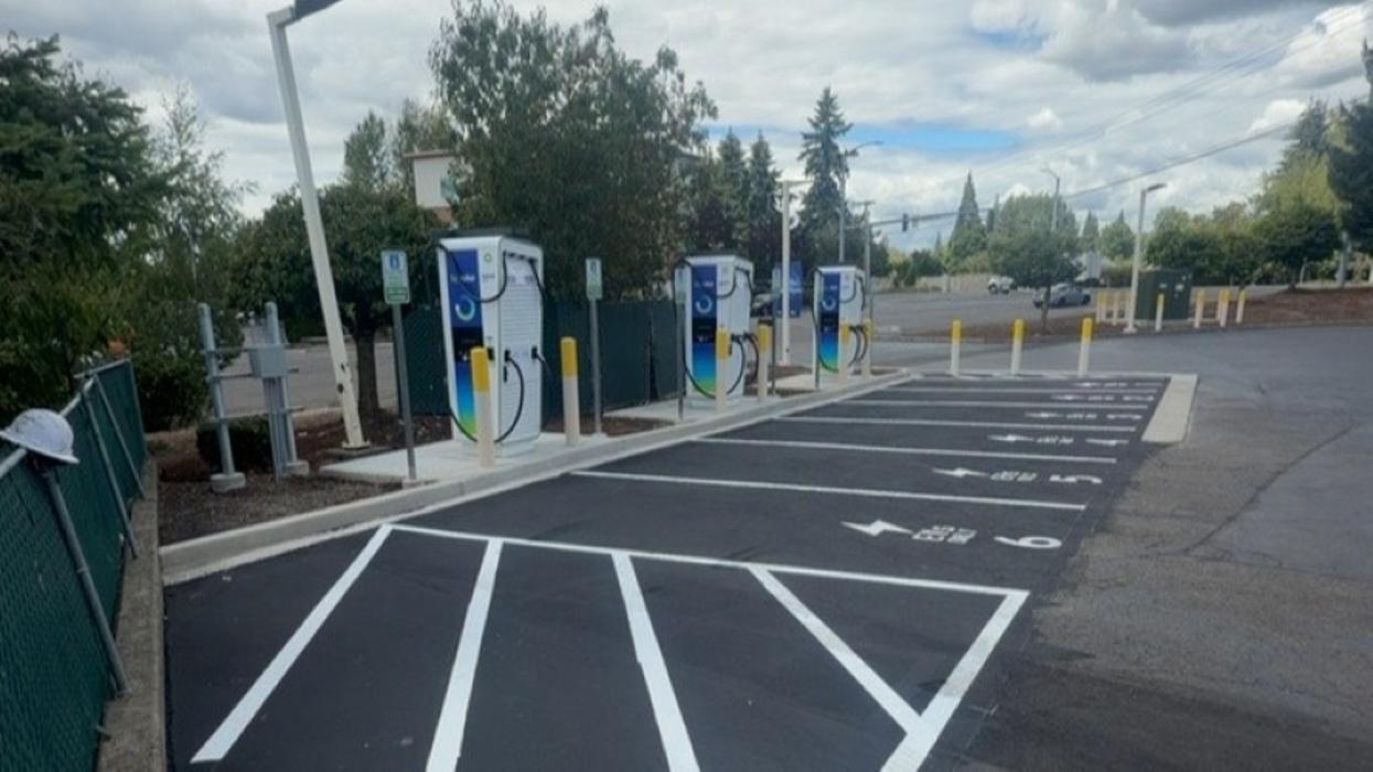 bp pulse Charging Station