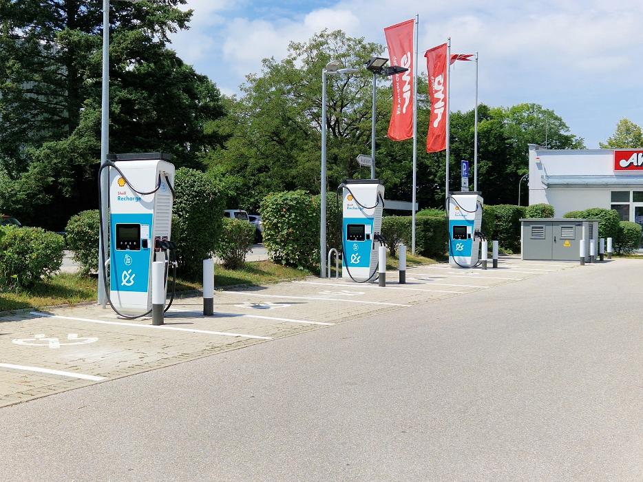 Shell Recharge Charging Station, Grassingerstraße in Bad Aibling