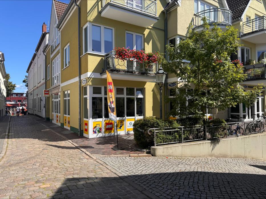 Kübo Bricks Warnemünde – LEGO Fachhändler, Am Strom in Rostock