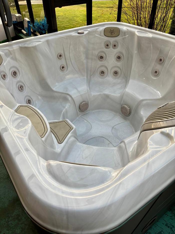 Skyview Hot Tubs & Swim Spas | Skyview Industries Ltd