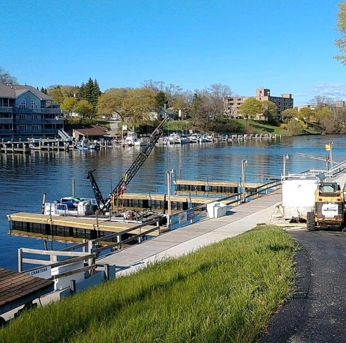 Ludington Dock and Hoist, LLC.