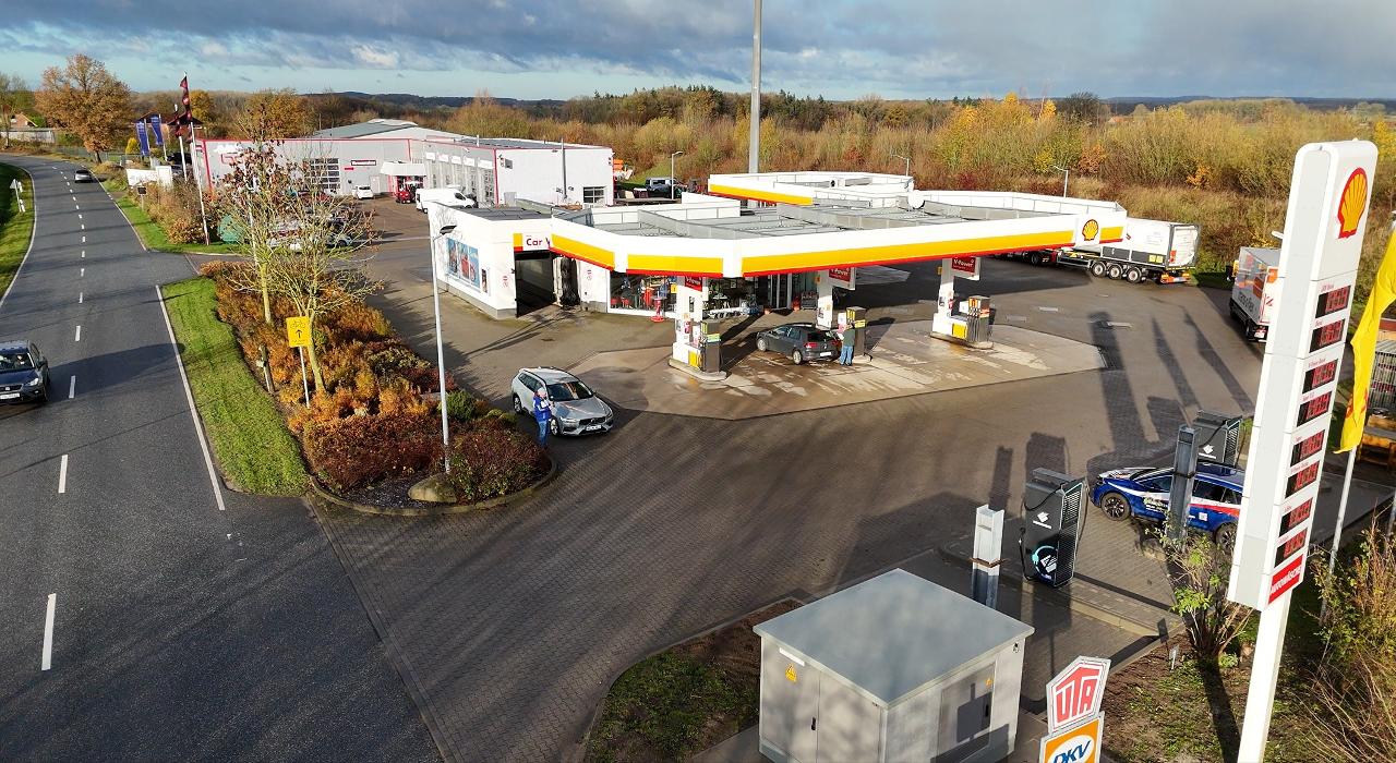 SHELL Charging Station, Dorfstraße in Geschendorf