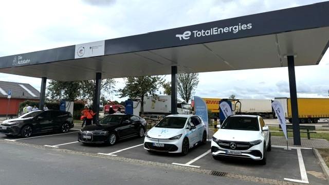 TotalEnergies Charging Station, A13 Rastanlage Wiesenholz Ost in Schönfeld