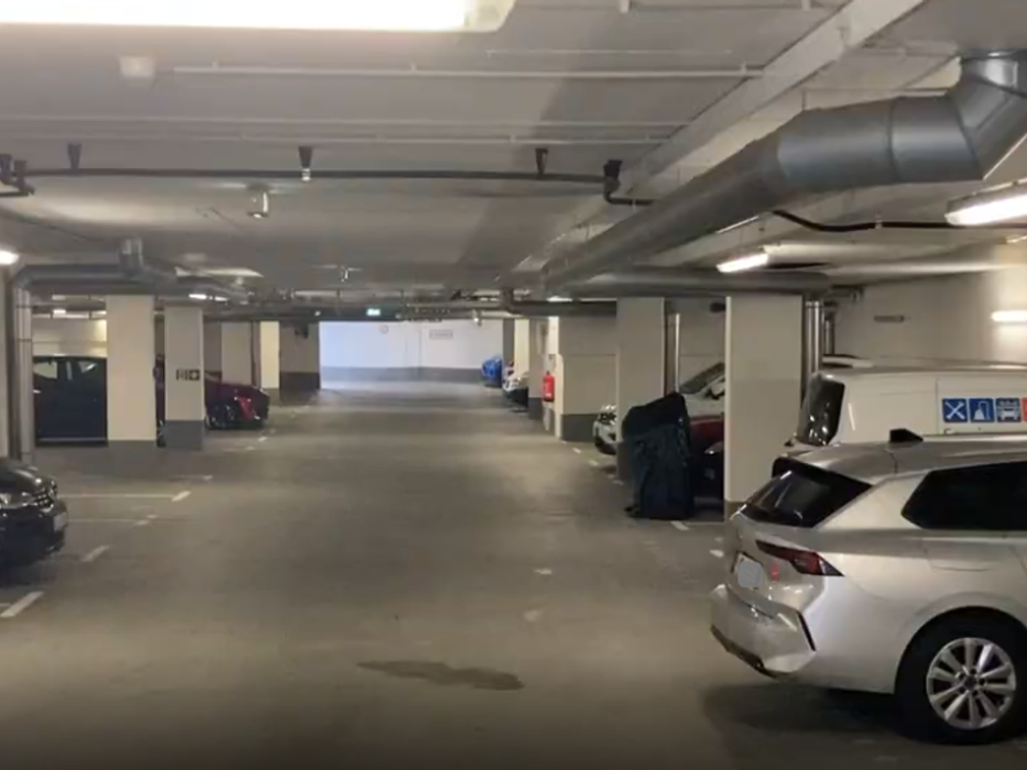 ampido Parkplatz, Melatengürtel in Köln
