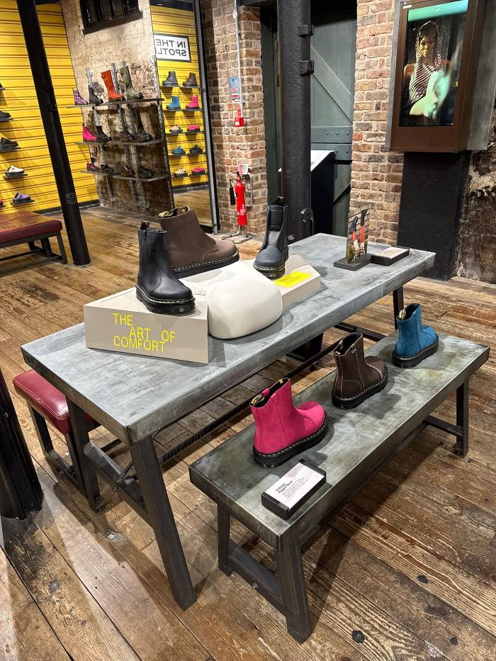 Dr. Martens - Camden