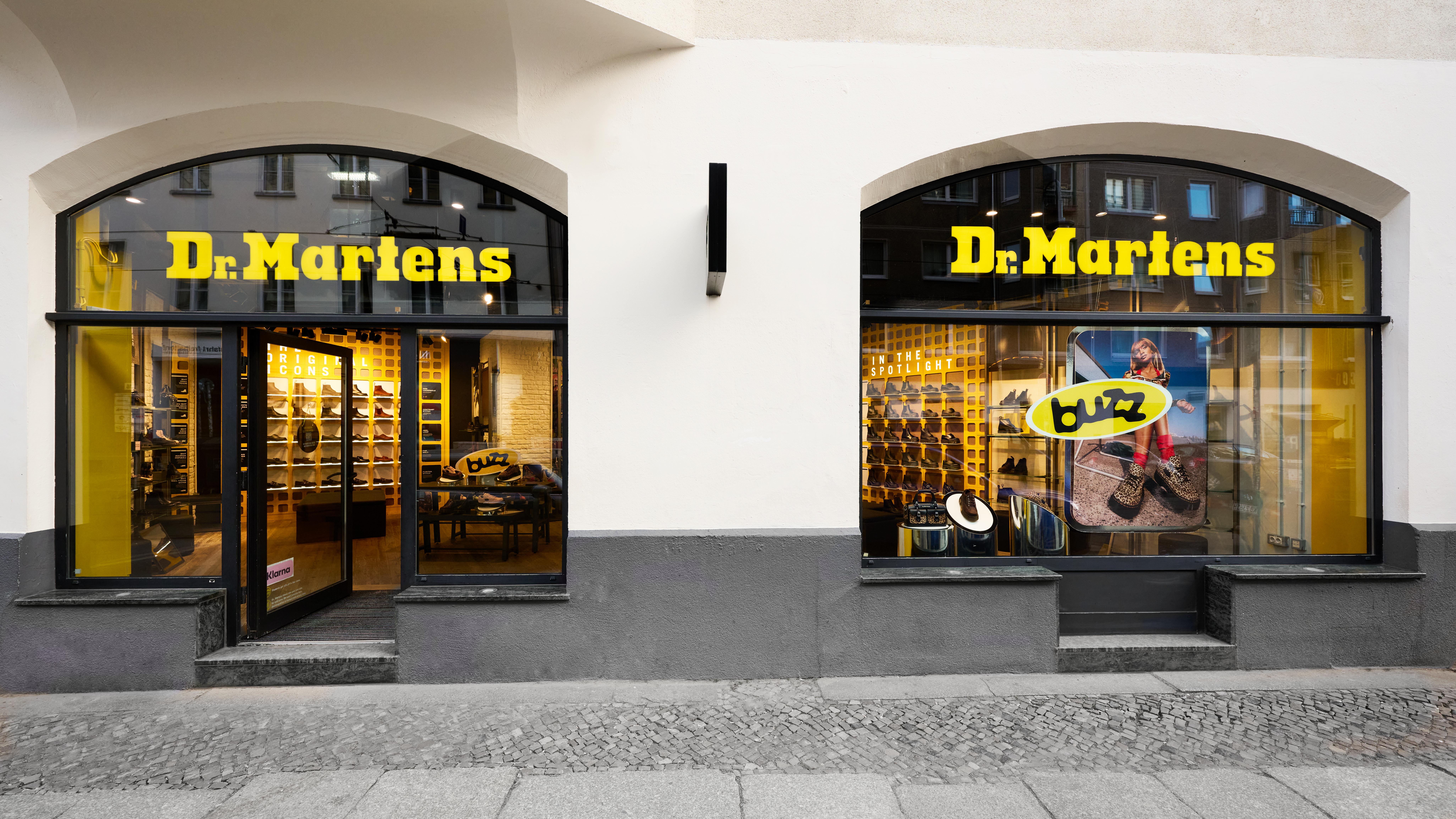 Dr. Martens - Neue Schoenhauser Strasse, Neue Schönhauser Straße in Berlin