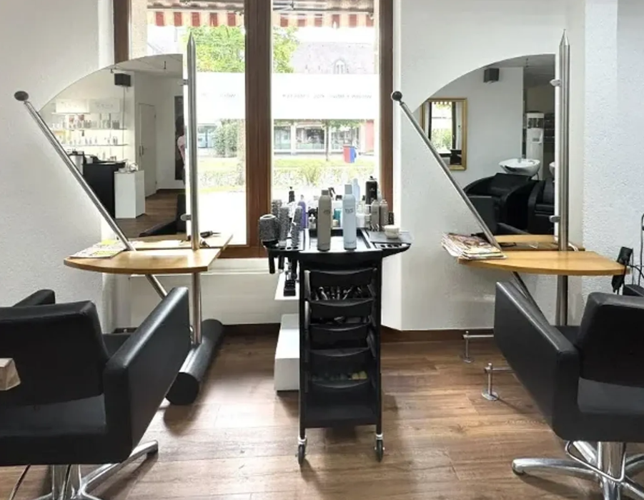 Coiffure Frisier Egge, Mittlerer Kreis in Therwil