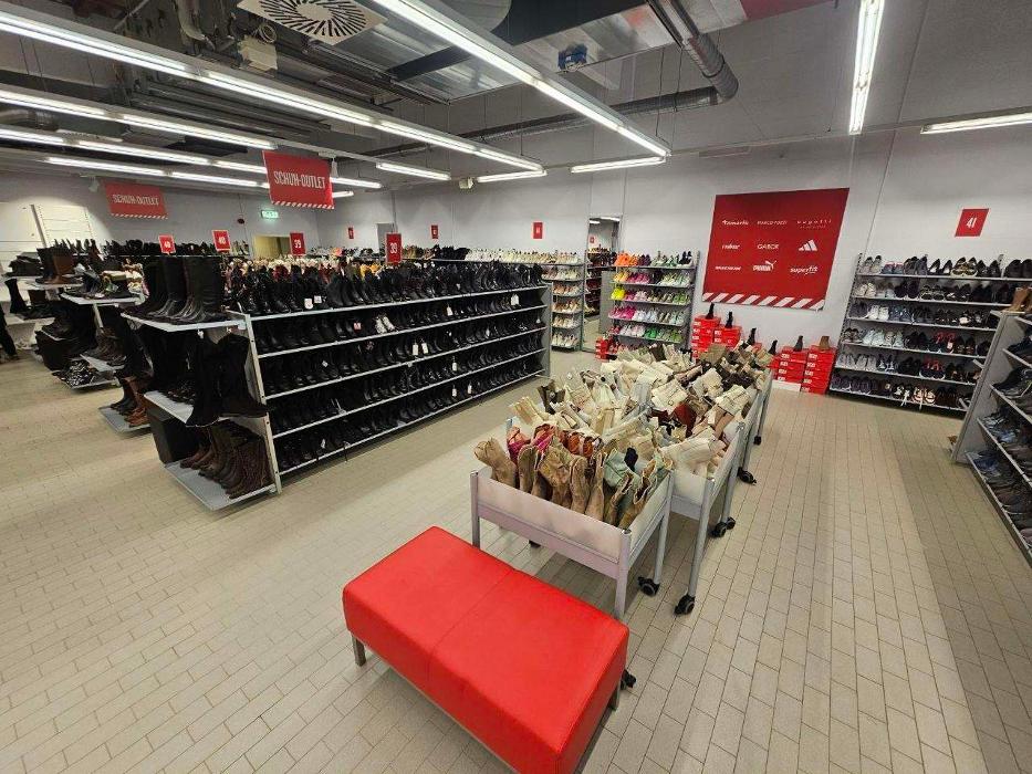 Schuh-Outlet, Friedrichstädter Straße in Rendsburg