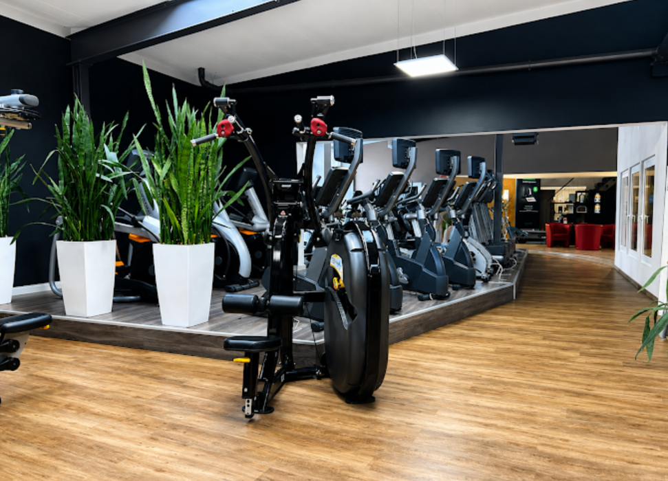 XTRASPORT BLACK LABEL, Wiesenstraße in Gütersloh
