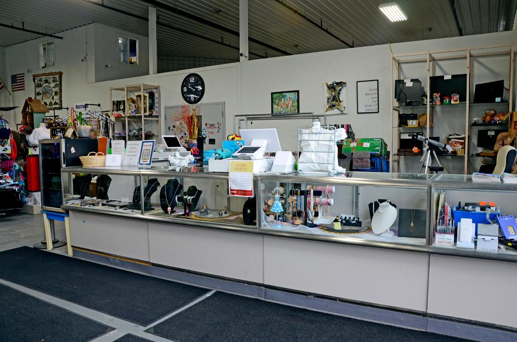 Muskegon Rescue Mission Thrift Store