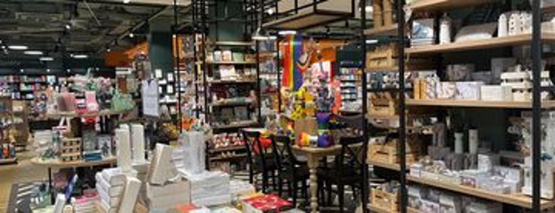 Thalia Leverkusen, Friedrich-Ebert-Platz in Leverkusen