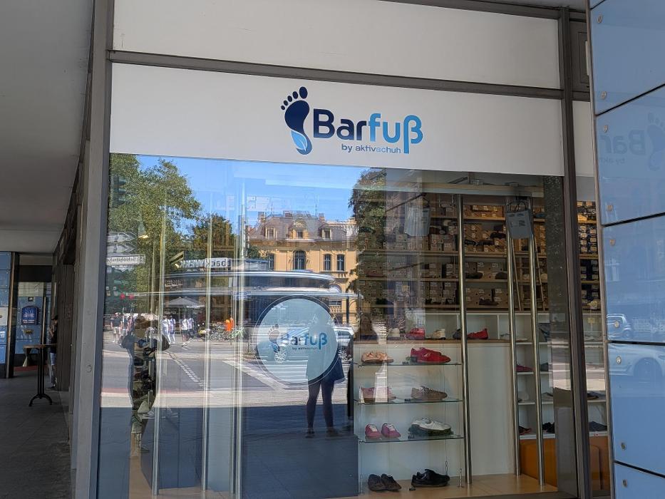 Barfuß by Aktiv Schuh Steglitz, Schloßstraße in Berlin