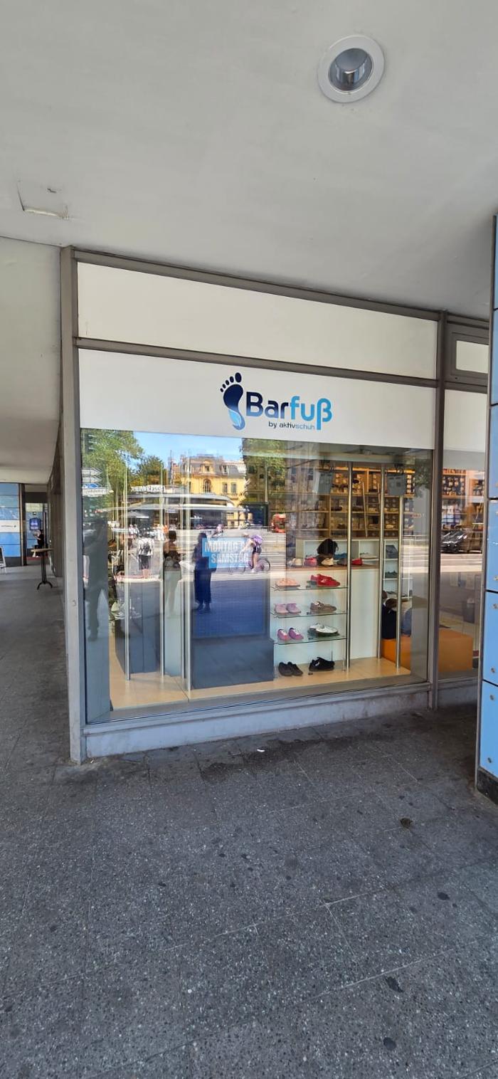 Barfuß by Aktiv Schuh Steglitz, Schloßstraße in Berlin