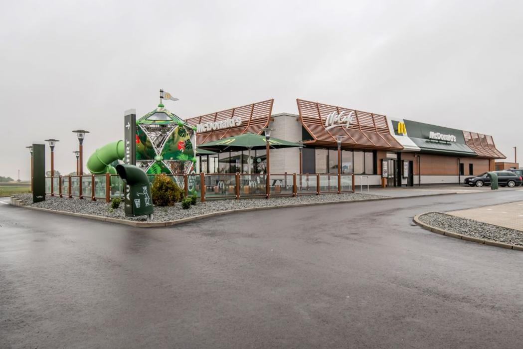 McDonald's, Am Heidfuchsberg in Staßfurt