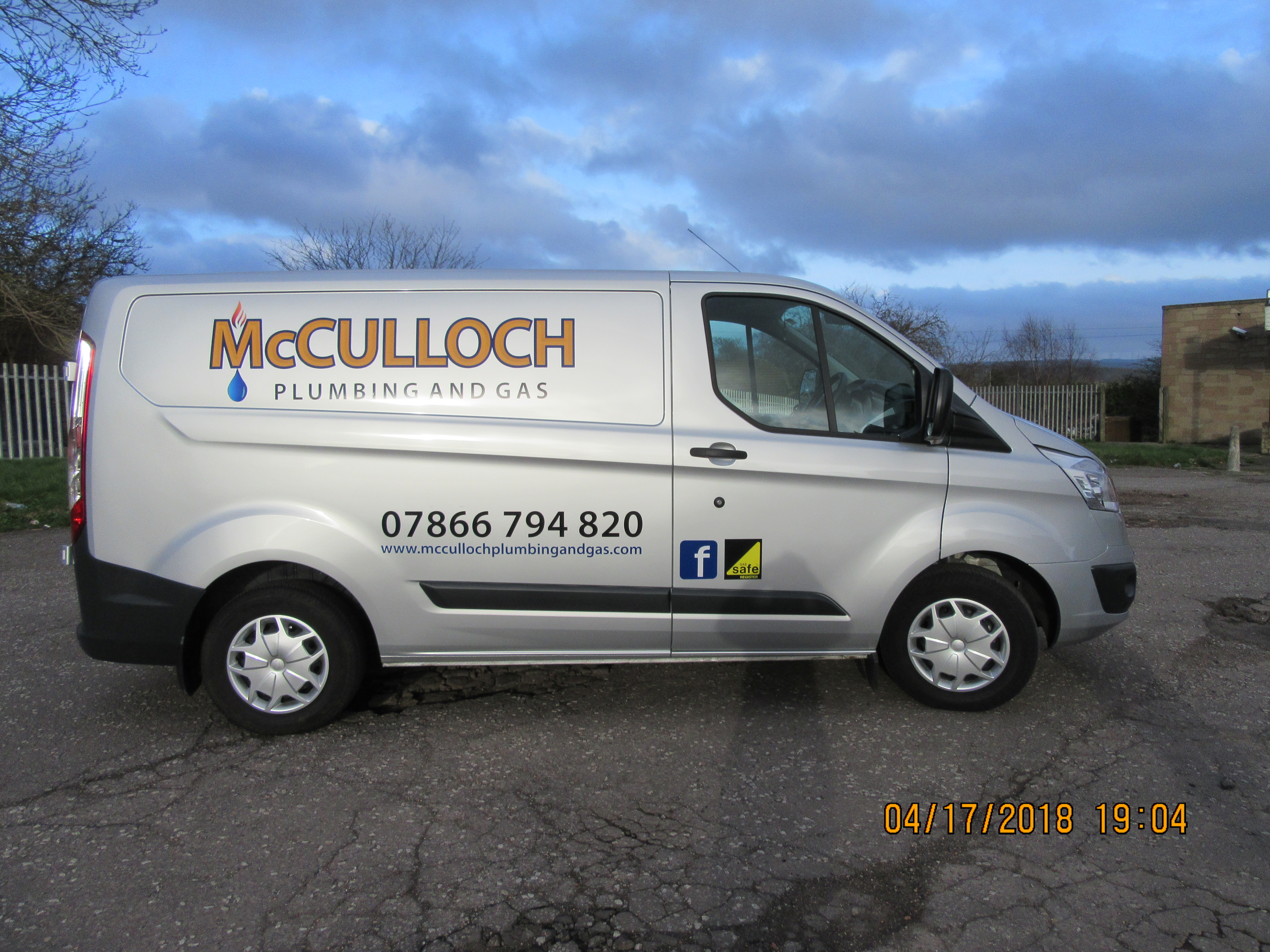 McCulloch Plumbing & Gas Motherwell 01698 252585