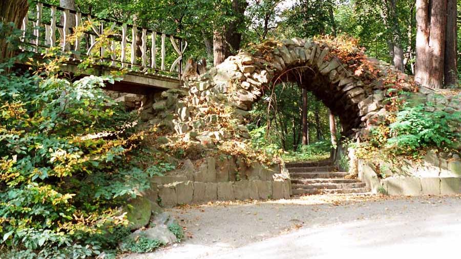 Schloß Machern, Hotel im Kavalierhaus, Schloßplatz in Machern