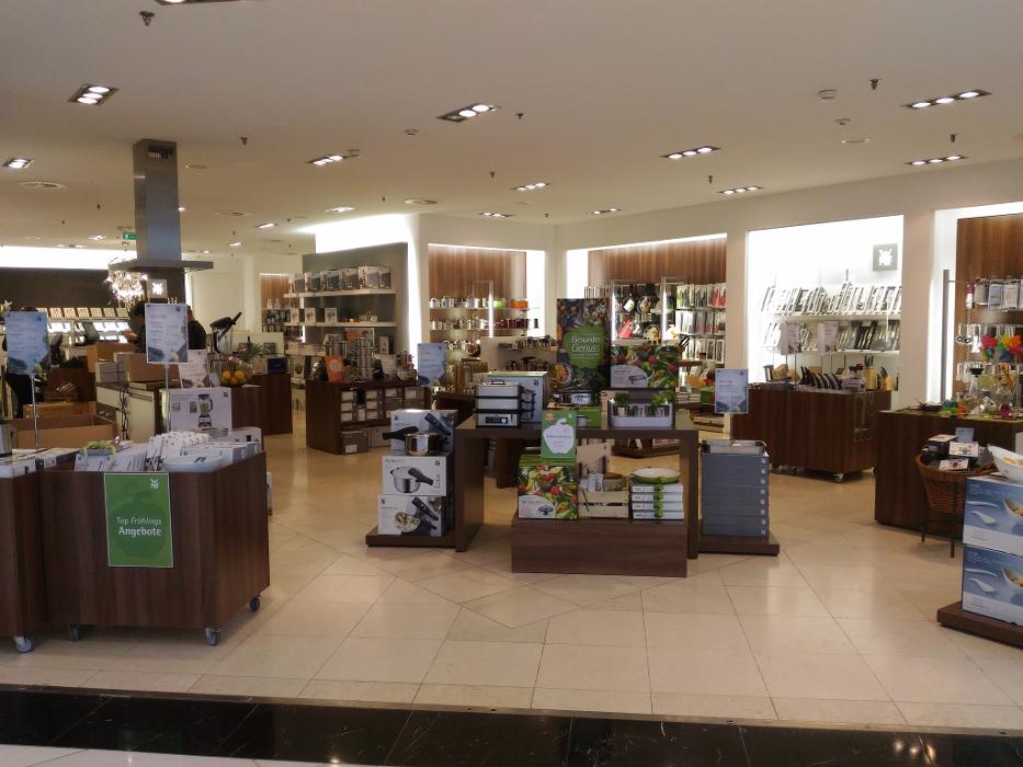 WMF Vösendorf, SCS-Straße in Vösendorf