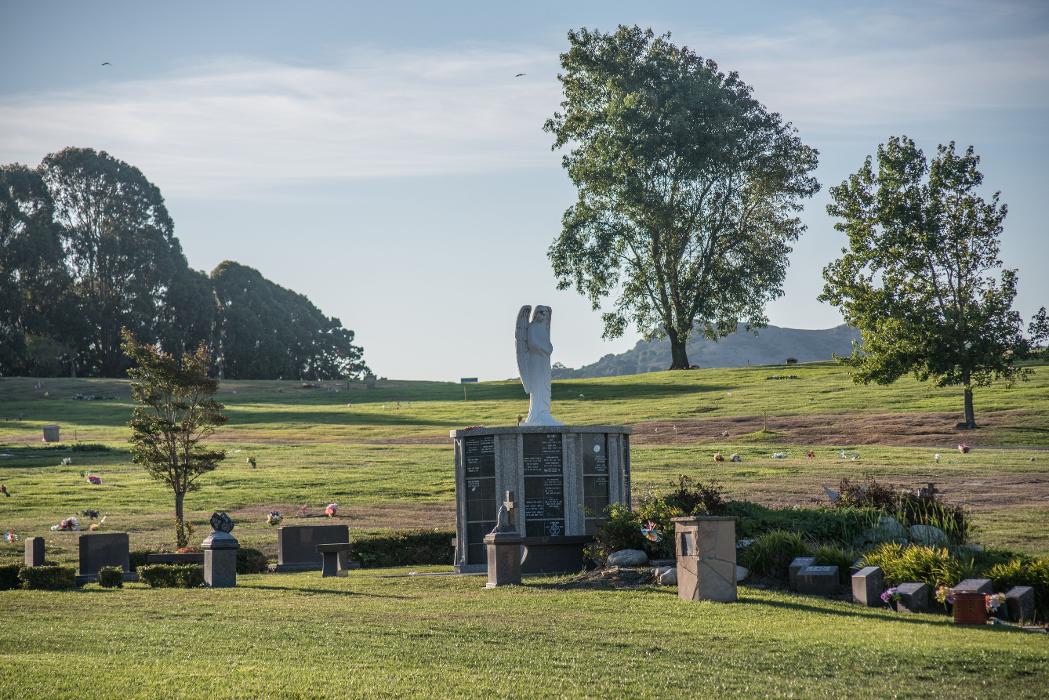 Rolling Hills Memorial Park - El Sobrante, CA