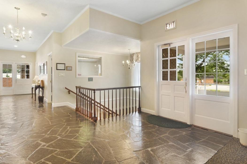 Bryan & Hardwick Funeral Home - Zanesville, OH