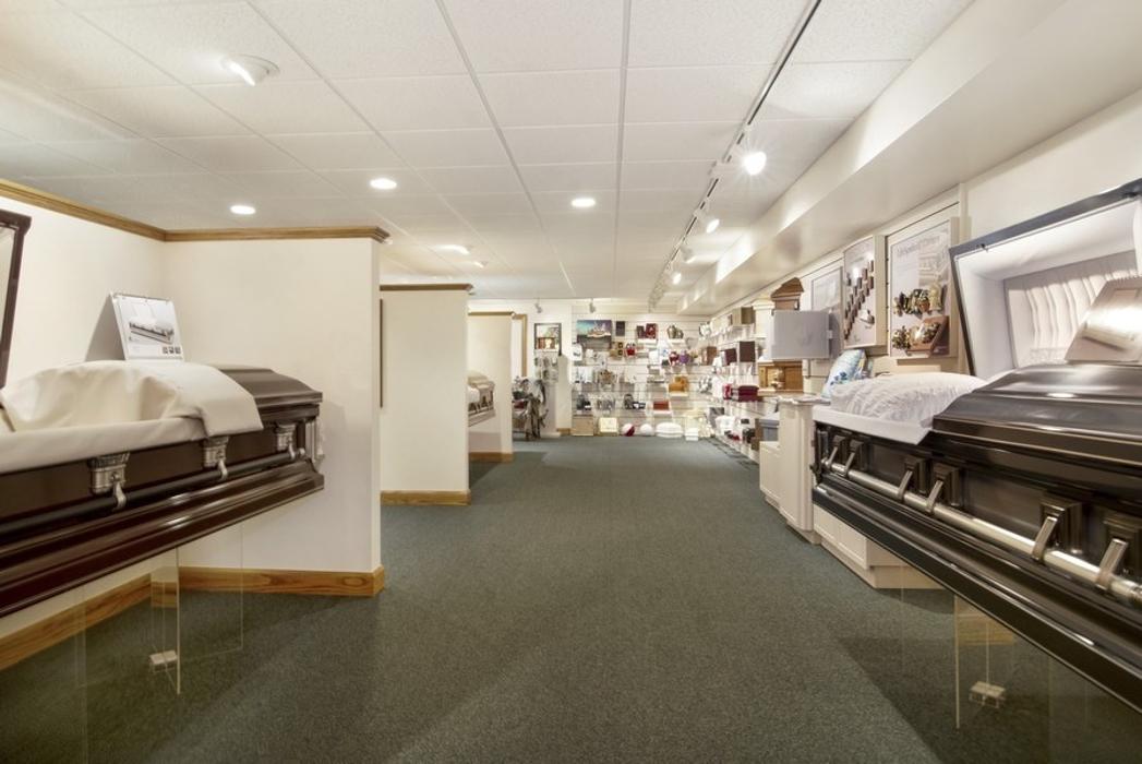 Bryan & Hardwick Funeral Home - Zanesville, OH