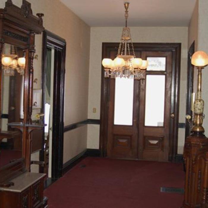 Lyons Funeral Home - Thomaston, CT