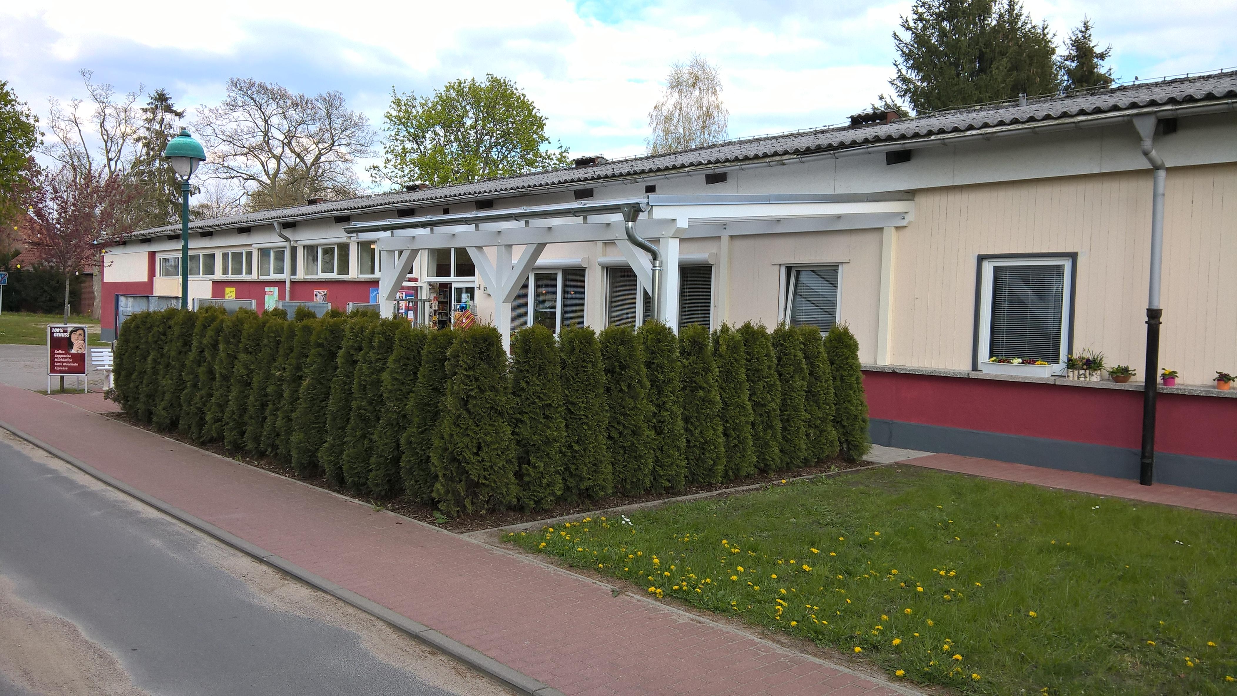 Alt Schweriner Dörpladen für dit & dat, Kastanienallee in Alt Schwerin