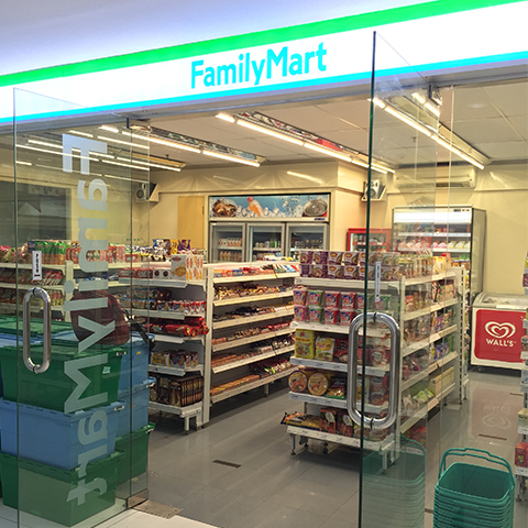 Foto de FamilyMart The East Foto de FamilyMart The East