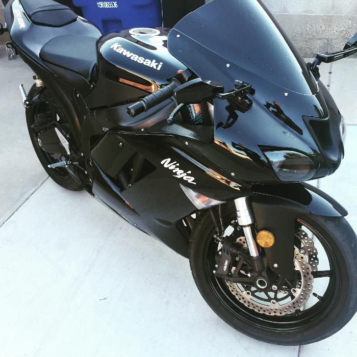 MIRROR IMAGE AUTO DETAILING Image