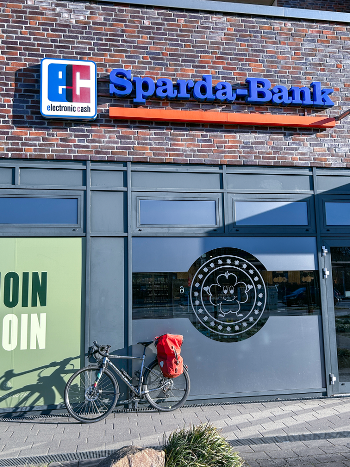 Sparda-Bank Geldautomat Othmarscher Höfe, Jürgen-Töpfer-Straße in Hamburg