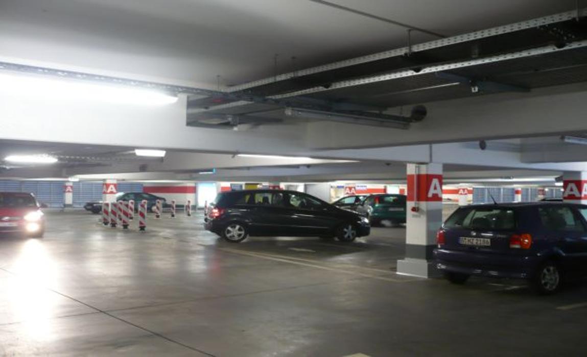 CONTIPARK Parkhaus WILMA, Schillerstraße in Berlin