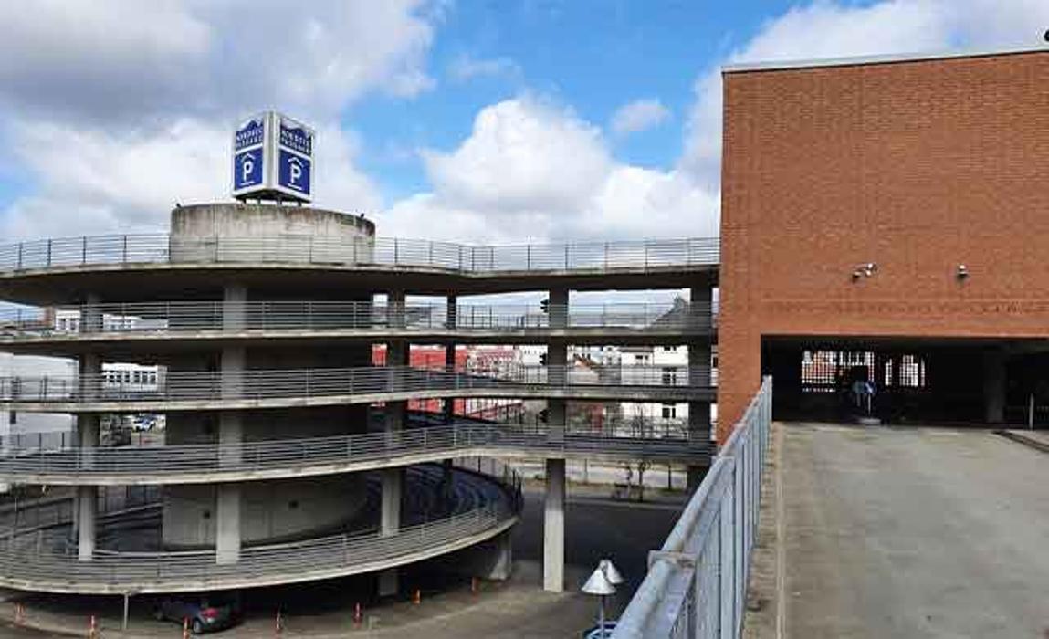 CONTIPARK Parkhaus Nordseepassage, Bahnhofstraße in Wilhelmshaven