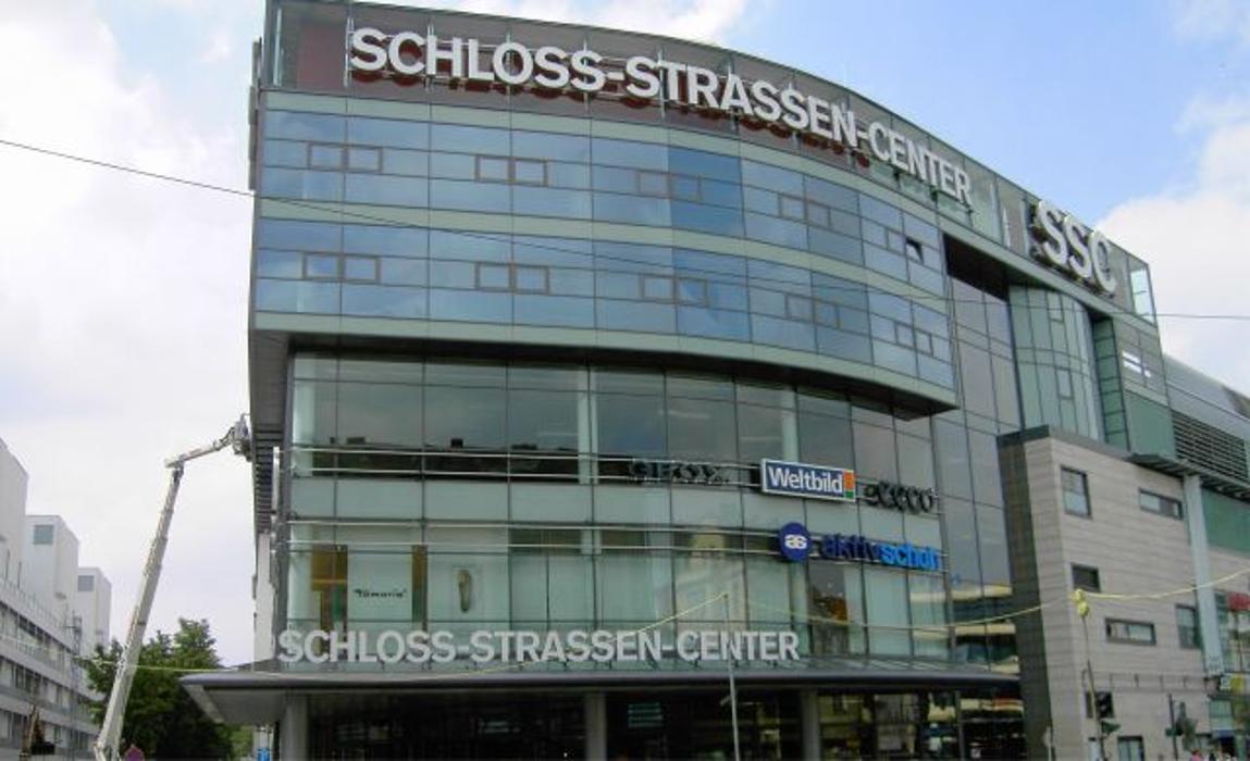 CONTIPARK Parkhaus Schloss-Straßen-Center, Bornstraße in Berlin